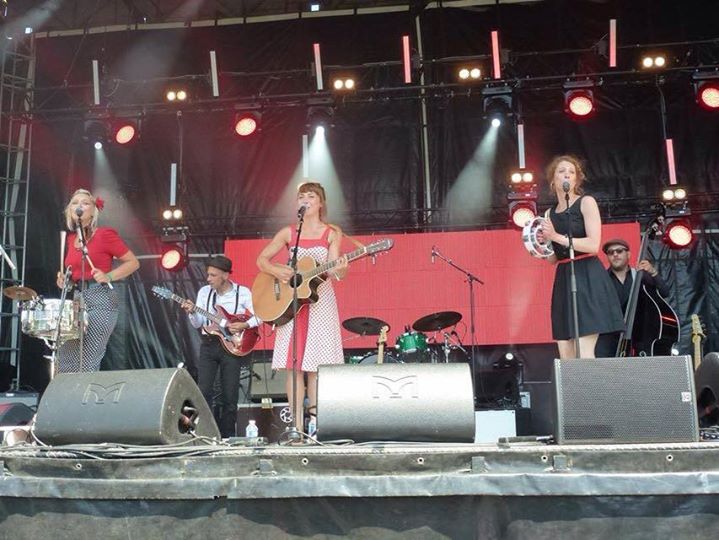 [Annulé] Stage de Salsa et Bachata + Soirée 70% SBK + 30% Rock à l'ADMB à Chateaugiron